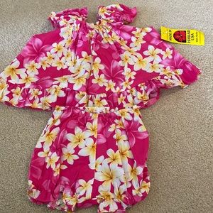 NWT Hawaiian outfit